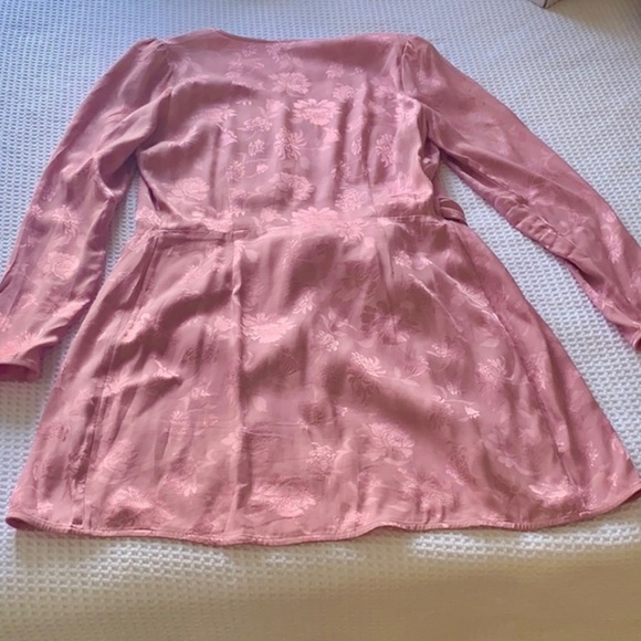 NWOT Aritzia Wilfred Callie Dress Wild Pink - Medium - Picture 8 of 8